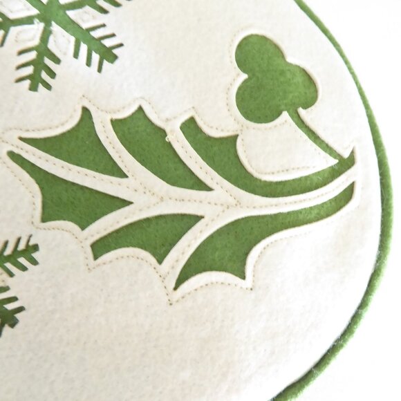 NEW 18.25” FOLK ART OTOMI STYLE EMBROIDERED DOVE CHRISTMAS STOCKING SET OF 4 - Picture 10 of 14